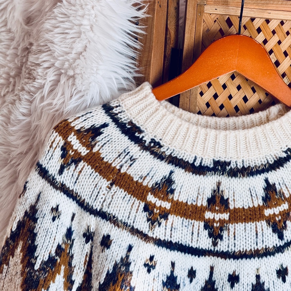 Heartloom Fair Isle White and Brown Patterned Sweater - Picture 3 of 4